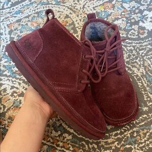 UGG Kids Burgundy tie up lace up Boots